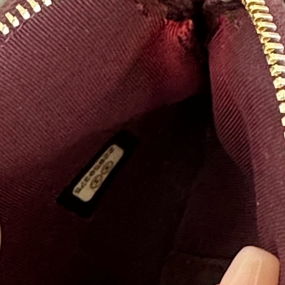 Chanel Phone Bag & Crossbody Bag or Wallet on Chain WOC - Picture 5 of 8